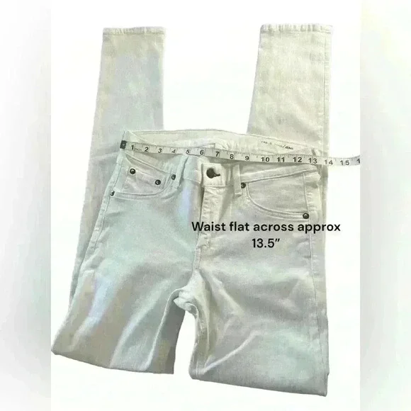 Rag & Bone Skinny White Denim size 28” Prod: W1502M595BLA Skinny